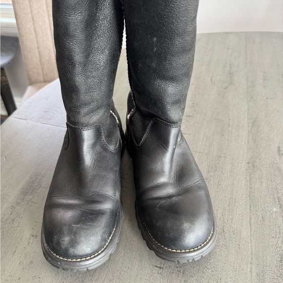 UGG Black Pebbled Leather Boots - Picture 6 of 11